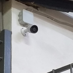 Установлена система IP видеонаблюдения на складе малой складской техники и строительных подъемников для компании Адванта-М СПб